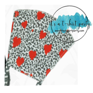 Pomchies Grey Leopard red hearts mask